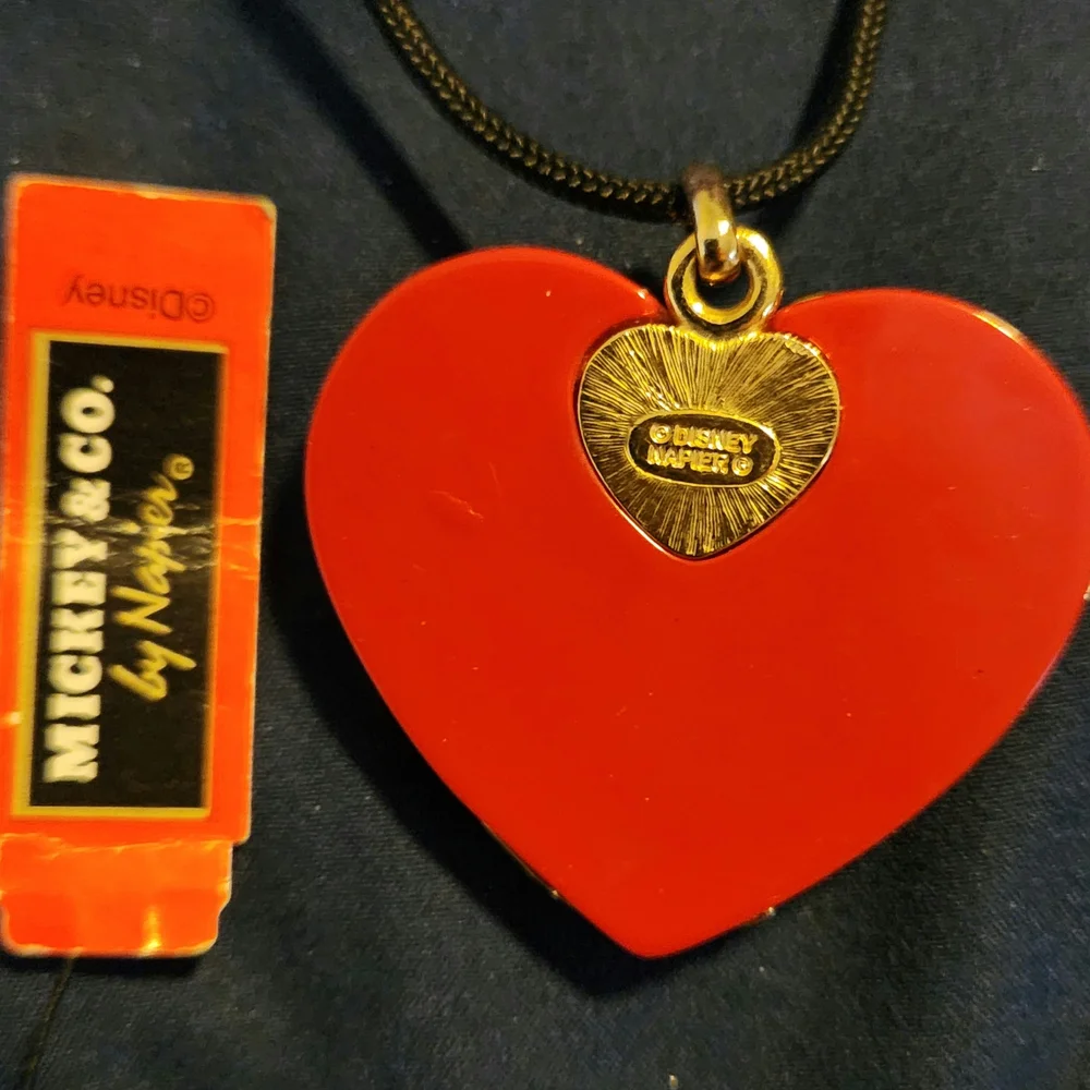 Mickey & Co. Heart Necklace - Picture 3 of 5